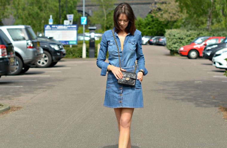 ¿Minifaldas de jean? ¡Por supuesto que sí! Foto: Michelle Tyler