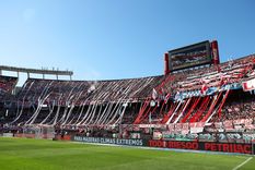 El Millonario festeja la vuelta de uno de los héroes de Madrid. El Millonario festeja la vuelta de uno de los héroes de Madrid.