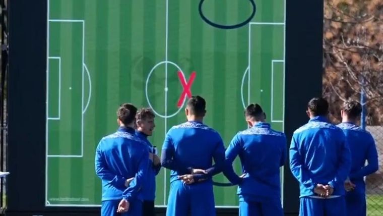 A pedido de Guillermo Barros Schelotto, Vélez incorporó una particular herramienta para las prácticas del equipo.