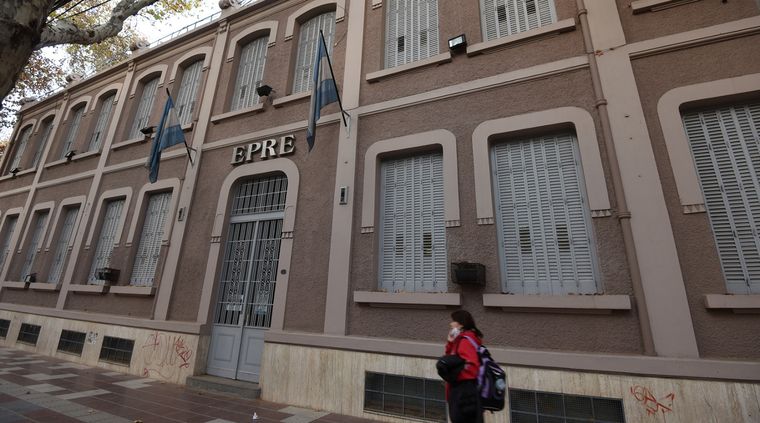 El EPRE aplicó dos duras sanciones a EDEMSA. Foto: ALF PONCE / MDZ