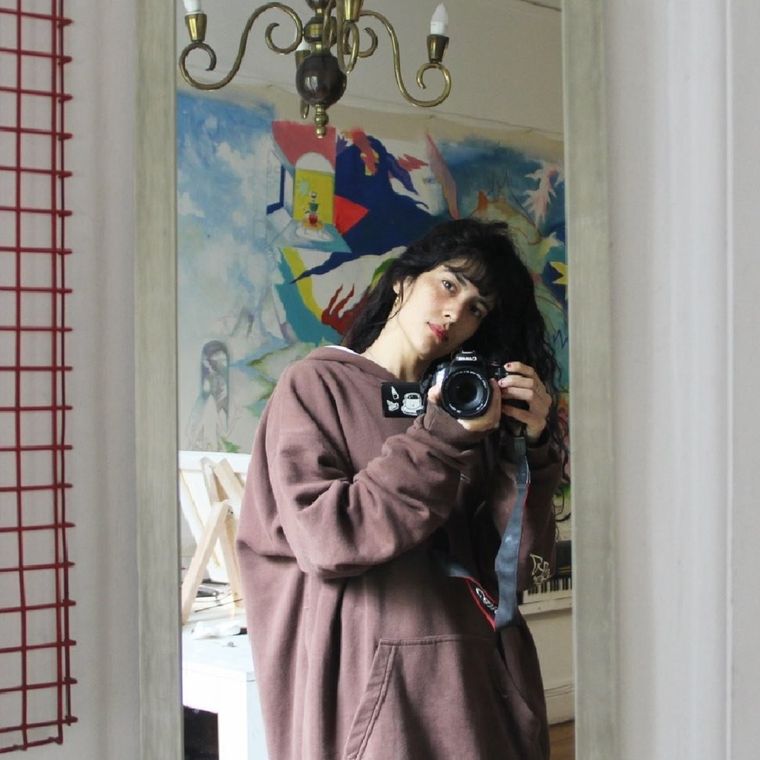 Luciana Orozco también es tatuadora. Foto: @lucianaorozco