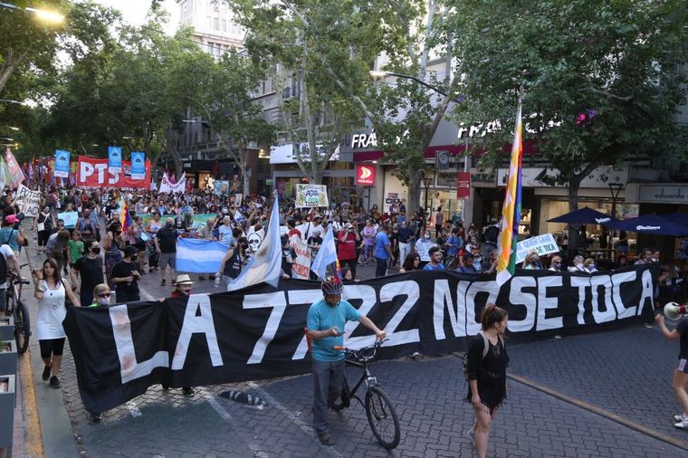 Habrá una marcha en el centro mendocino contra el proyecto San Jorge. Foto: Maximiliano Ríos / MDZ