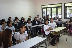 Todas las escuelas contarán con profesionales de la DAE Foto: DGE