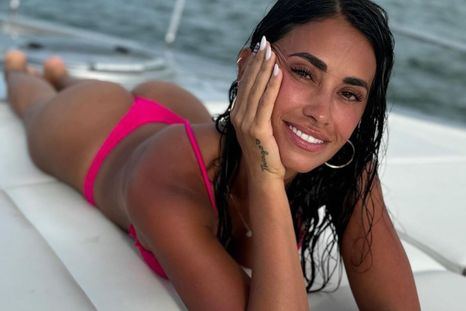 Antonela Roccuzzo y una bikini con tiritas Antonela Roccuzzo y una bikini con tiritas