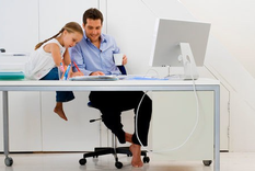 padres trabajadores: el desafio de equilibrar el trabajo con el tiempo en familia