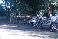 El estado como quedó el auto que protagonizó el accidente en Real del Padre. El estado como quedó el auto que protagonizó el accidente en Real del Padre.