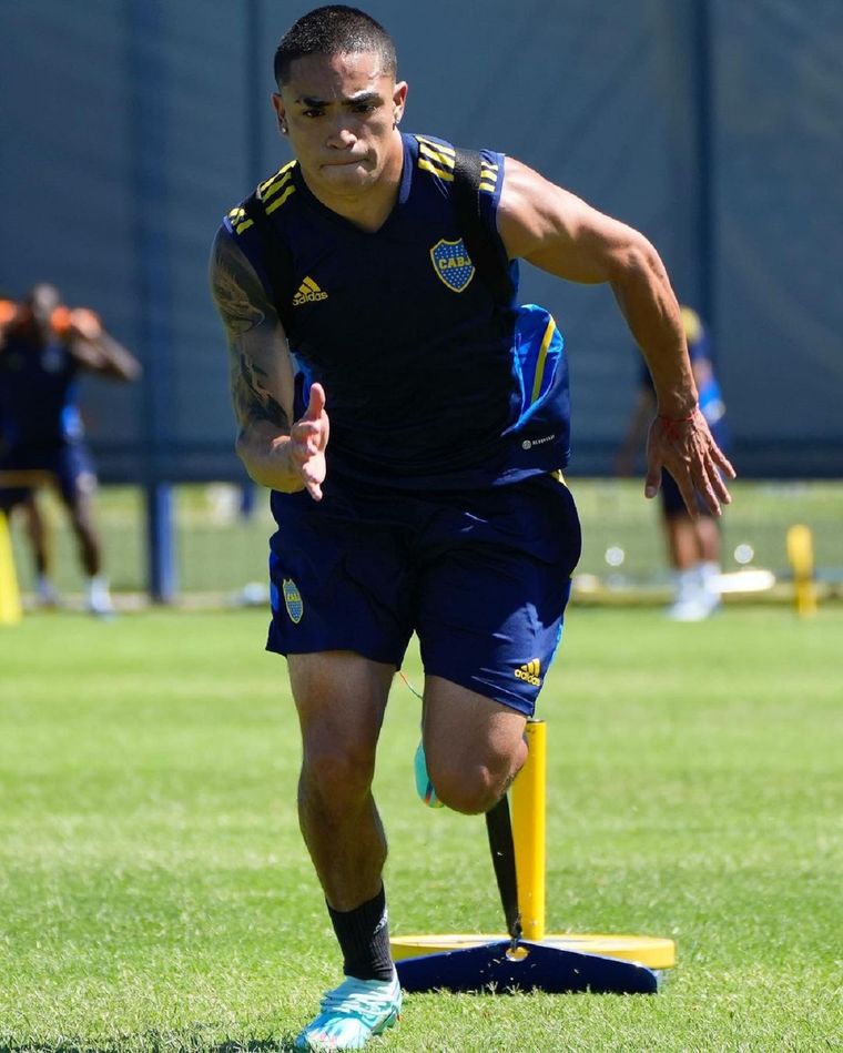 Luca Langoni en pleno entrenamiento de Boca. Foto: Instagram