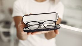 El trámite para obtener anteojos gratis con PAMI se gestiona directamente en la óptica. Foto: Archivo El trámite para obtener anteojos gratis con PAMI se gestiona directamente en la óptica. Foto: Archivo