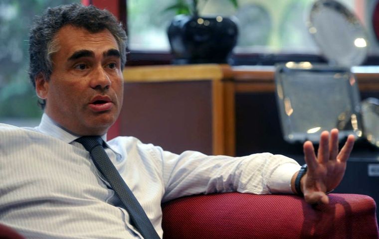 Vanoli asegura que el sistema fue vaciado