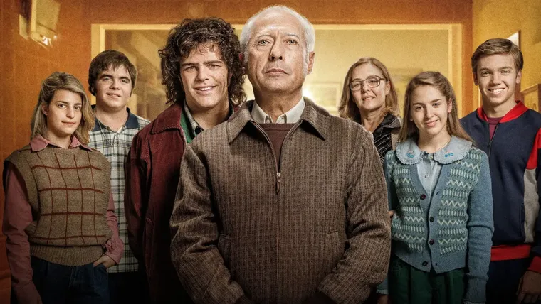 La película explora cómo el horror puede convivir con la rutina diaria de cualquier familia argentina. La película explora cómo el horror puede convivir con la rutina diaria de cualquier familia argentina.