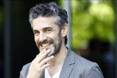 LEO SBARAGLIA TARDÓ CASI 25 AÑOS EN TERMINAR EL SECUNDARIO EL ACTOR REVELÓ EL MOTIVO