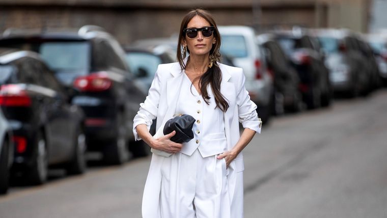 Los chalecos sastre se presentan como una de las piezas fundamentales para llevar a la oficina Foto: Vogue