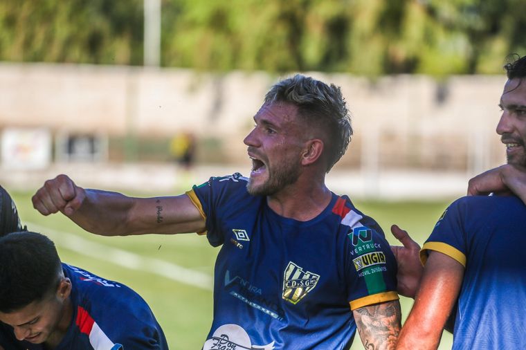 Guaymallén dio el primer paso para quedarse con el Clausura en la Liga Mendocina de fútbol. Foto: Ema Maza