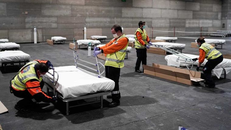 Hospital España El Sistema Sanitario español está trabajando a tope, con miles de enfermos. Foto: EFE.