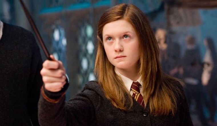 Bonnie Wright interpretó a la dulce Ginny Weasley, quien se convertiría en la novia de Harry Potter.