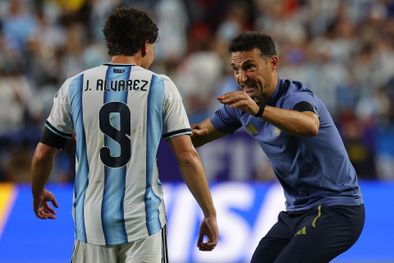 MDZol | Lionel Scaloni DT de Argentina vs Suiza con Julián Álvarez