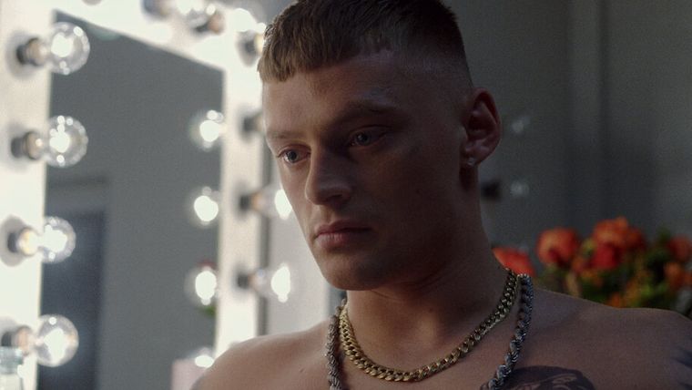 La fama tiene su precio.