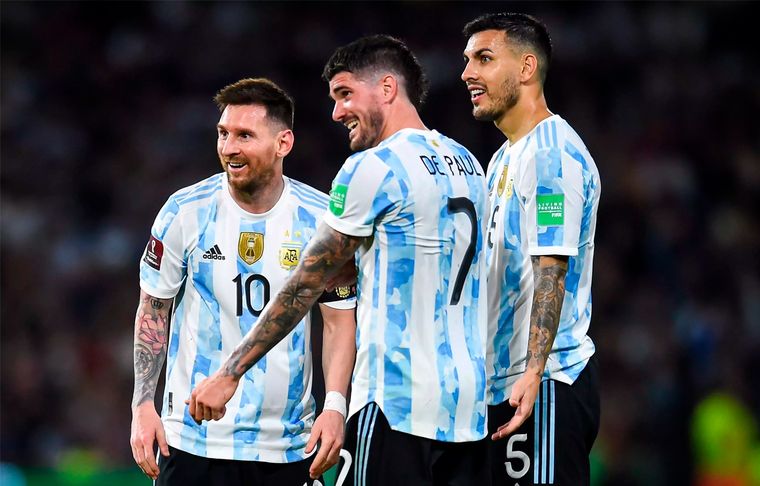 Leandro Paredes El volante de Argentina comentó cómo empezó su relación con Messi.