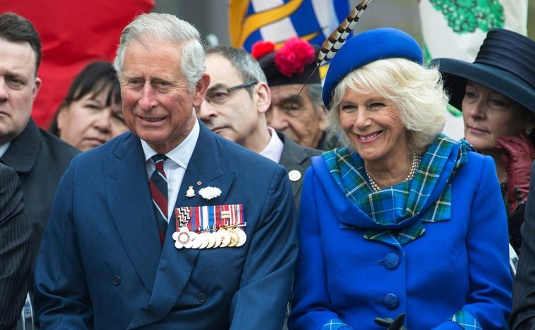 Camilla Parker Bowles y el Príncipe Carlos se casaron 2005. Foto: Revista Clase - revistaclase.mx