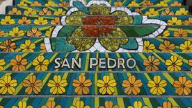 Las escaleras intervenidas de San Pedro se convirtieron en uno de los paseos más fotografiados de la ciudad. Las escaleras intervenidas de San Pedro se convirtieron en uno de los paseos más fotografiados de la ciudad.