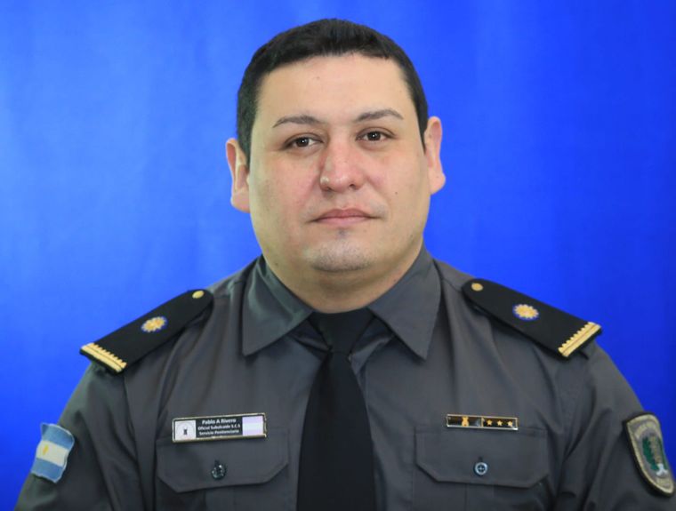 Pablo Antonio Rivero Ríos, el penitenciario que falleció persiguiendo a los dos presos. Pablo Antonio Rivero Ríos, el penitenciario que falleció persiguiendo a los dos presos. 