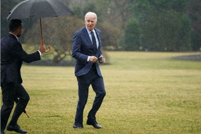 MDZol | Joe Biden trota por el césped de la Casa Blanca después de regresar de su chequeo médico anual en febrero. Foto: GETTY IMAGES