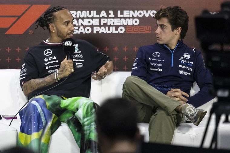 ¡Del simulador al asfalto! Colapinto se sube al Alpine en Imola, pero cobra en pesos comparado con Hamilton Foto: EFE