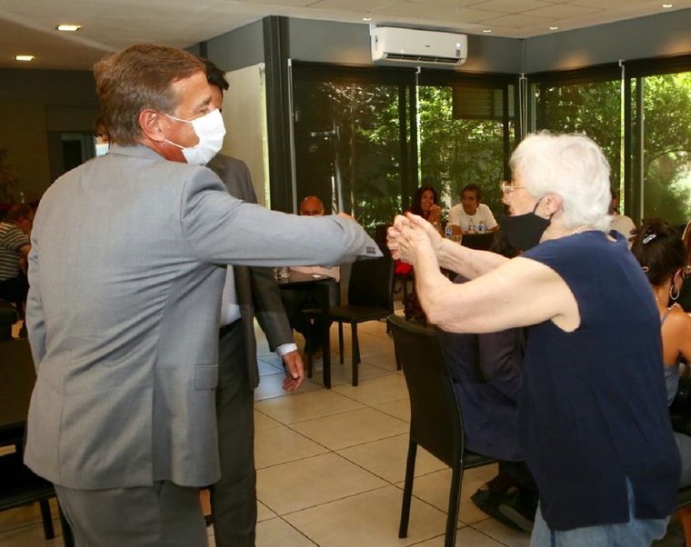 El encuentro entre el gobernador Suarez y María Teresa.