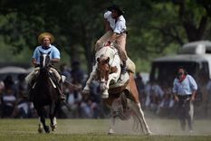 Día de la Tradición En los festejos suelen incluirse espectáculos ecuestres Foto: Turismo San Antonio de Areco