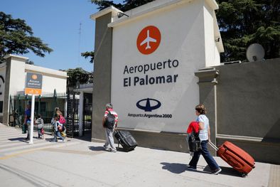 MDZol | Desde la pandemia, el aeropuerto El Palomar permanece cerrado para vuelos comerciales. Fue el emblema de las low cost durante el macrismo