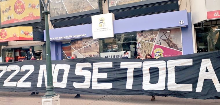 Escrache a Ojeda Foto: Fuente. Twitter.