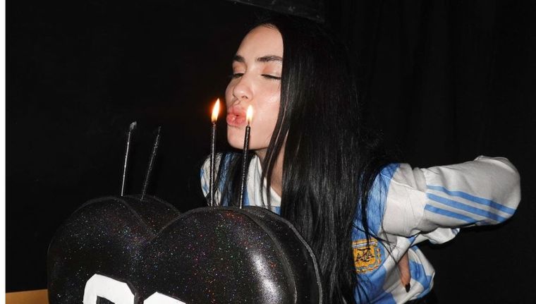 La cantante hizo una tremenda fiesta a la que asistieron muchos famosos. Foto: Instagram: @lali