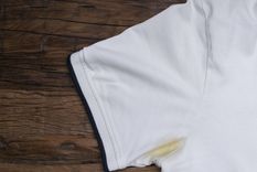 Las manchas amarillas desaparecerán con esta limpieza. Foto: Shutterstock Las manchas amarillas desaparecerán con esta limpieza. Foto: Shutterstock