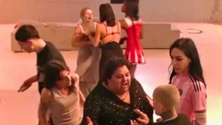 Las imágenes de la pelea se volvieron virales. Las imágenes de la pelea se volvieron virales.