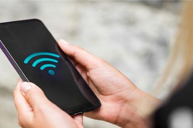 MDZol | Esta es la razón por la que deberías desactivar el wifi de tu celular al salir de casa. Foto: Freepik