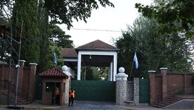 Junto al cuerpo del soldado hallaron una carta. Junto al cuerpo del soldado hallaron una carta.