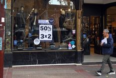 El comercio de la Ciudad de Mendoza se prepara para el fin de semana largo.