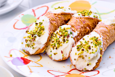 Cannoli sicilianos: receta fácil y deliciosa para sorprender a tus invitados Foto: Shutterstock