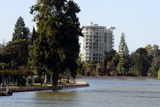 El lago volverá a contar con una embarcación para turistas y mendocinos Foto: ALF PONCE / MDZ El lago volverá a contar con una embarcación para turistas y mendocinos Foto: ALF PONCE / MDZ