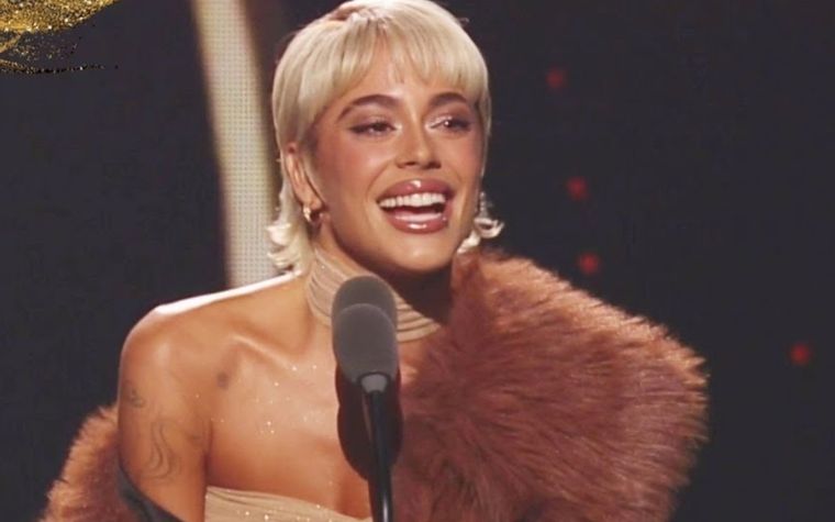 Aseguran que Tini Stoessel tiene novia. Foto: Captura YouTube