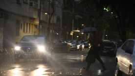 El alerta incluye caída de granizo y fuertes ráfagas de viento. El alerta incluye caída de granizo y fuertes ráfagas de viento.