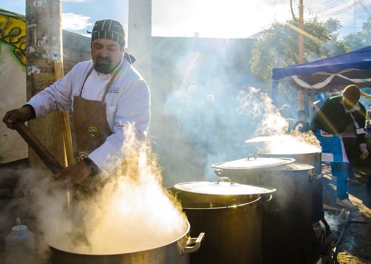 Unas 40 instituciones participan en la localidad cordobesa de Saldán de la competencia por el mejor locro que se realiza todos los 25 de Mayo Foto: Municipalidad de Saldán.
