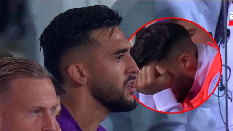 Desconsolado: Nico González salió lesionado y encendió las alarmas de la Selección argentina.