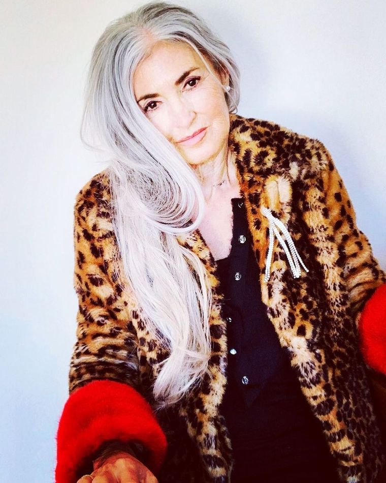 Te inspiramos a usar animal print gracias a la ayuda de esta influencer mayor de 60 años Foto: Instagram