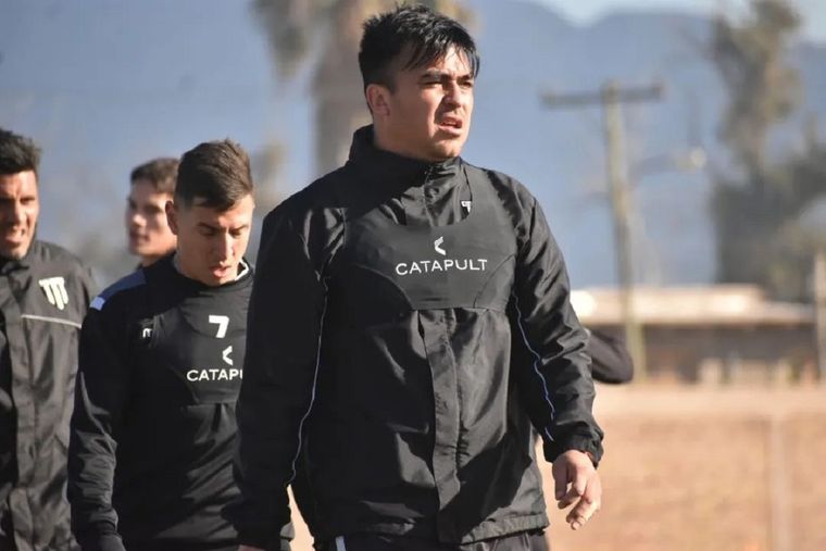 Padilla vuelve al once. Foto: Instagram Gimnasia y Esgrima