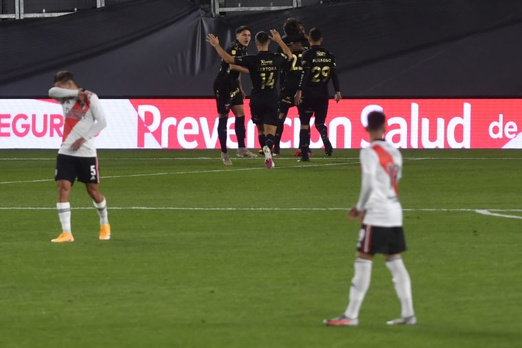 El campeón arrancó con todo Foto: Télam