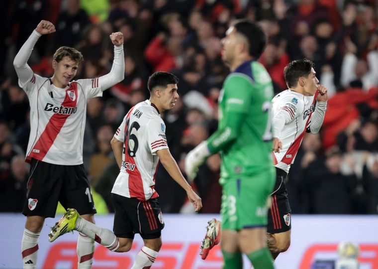 River superó a Gimnasia en el Monumental por los cuartos de final.