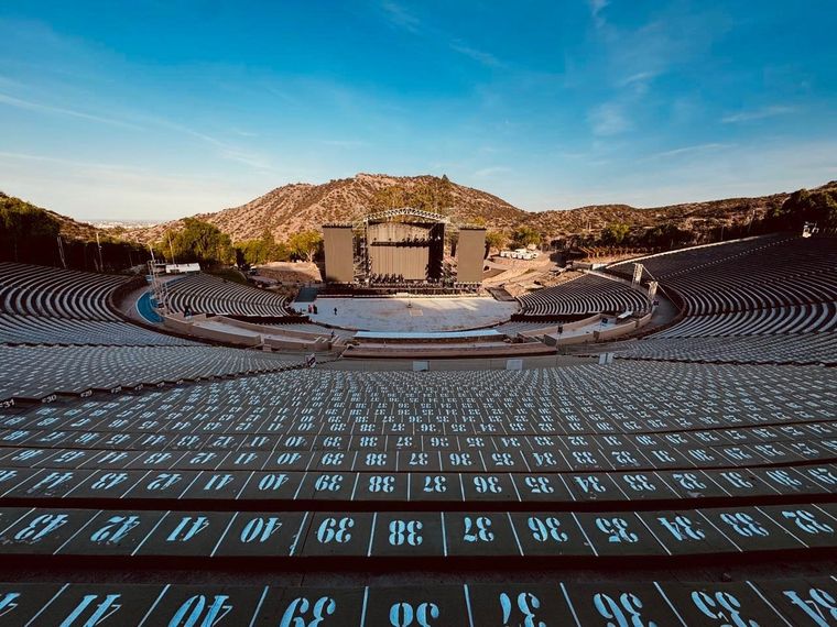 El Frank Romero Day fue acondicionado para recibir al show de Los Piojos. Foto: Los Piojos