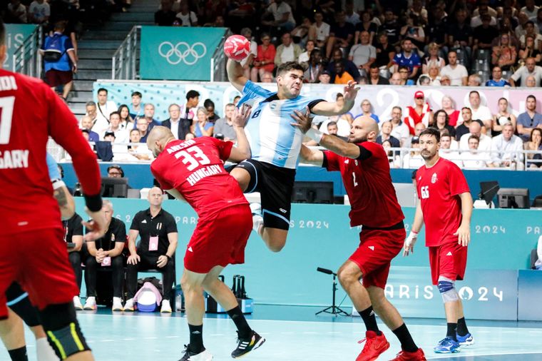 Los Gladiadores van por el triunfo. Foto: @CAHandball