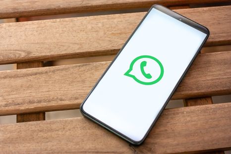 WhatsApp cuenta con más de dos mil millones de usuarios en el mundo. WhatsApp cuenta con más de dos mil millones de usuarios en el mundo.